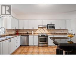 1025 CHERRYHAVEN DRIVE - 10