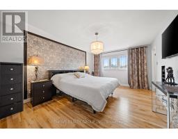 1025 CHERRYHAVEN DRIVE - 19