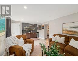 937 BLYTHWOOD ROAD - 23