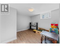 231 GREENWOOD AVENUE - 11