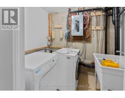 231 GREENWOOD AVENUE - 16