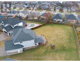 15 OSCAR DAVIS COURT - 37