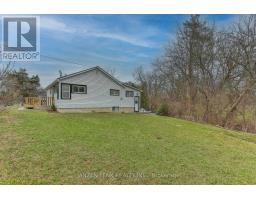 3 HOLTBY STREET - 33