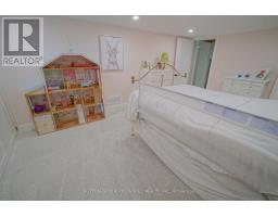 7 METAMORA CRESCENT - 17