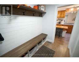 7 METAMORA CRESCENT - 21