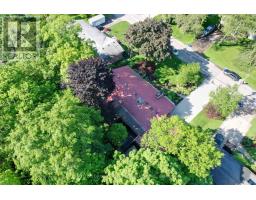 7 METAMORA CRESCENT - 3