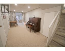 7 METAMORA CRESCENT - 6