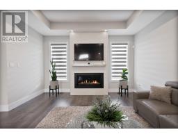 16 FOXBOROUGH PLACE - 11