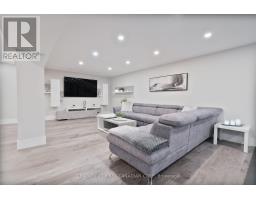 16 FOXBOROUGH PLACE - 22