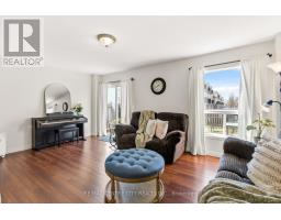 1084 KIMBALL CRESCENT - 21