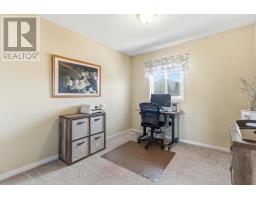 1084 KIMBALL CRESCENT - 32