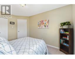 1084 KIMBALL CRESCENT - 34