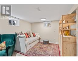 114 WORTLEY ROAD - 32