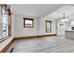 95 JOHN STREET E - 7