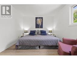 64 - 40 TIFFANY DRIVE - 17