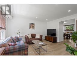 64 - 40 TIFFANY DRIVE - 5