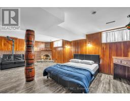 60 EASTMAN AVENUE - 18