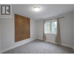 32 - 499 SOPHIA CRESCENT - 11