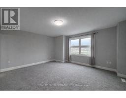 32 - 499 SOPHIA CRESCENT - 13