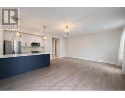 32 - 499 SOPHIA CRESCENT - 6