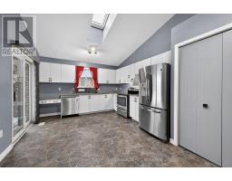 94 KRISTINA CRESCENT - 18