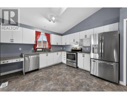 94 KRISTINA CRESCENT - 19