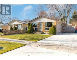 112 CULVER CRESCENT - 2