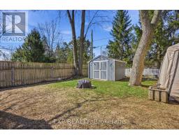 117 LAURENTIAN DRIVE N - 38