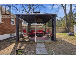 117 LAURENTIAN DRIVE N - 40