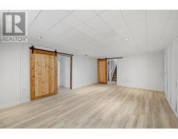 1878 TRAFALGAR STREET - 34