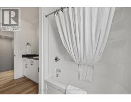 51179 RON MCNEIL LINE E - 32