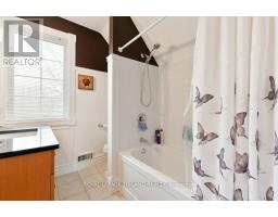 137 ST GEORGE STREET - 33