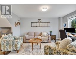 125 HAGERMAN CRESCENT - 10