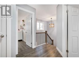 125 HAGERMAN CRESCENT - 22