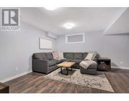 125 HAGERMAN CRESCENT - 30