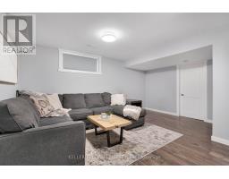 125 HAGERMAN CRESCENT - 31