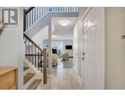 125 HAGERMAN CRESCENT - 8