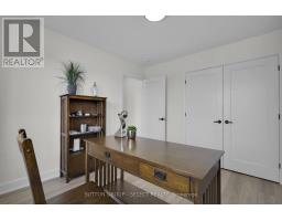 60 BANCROFT ROAD - 37