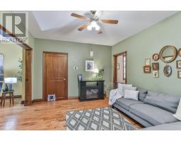 941 QUEENS AVENUE - 15