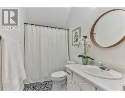 941 QUEENS AVENUE - 37