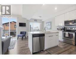 933 SARNIA ROAD - 13