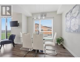 933 SARNIA ROAD - 19