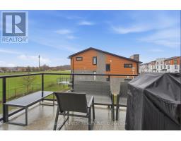 933 SARNIA ROAD - 23