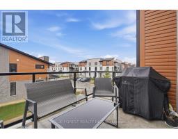 933 SARNIA ROAD - 26