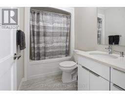 933 SARNIA ROAD - 30