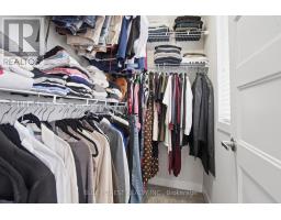 933 SARNIA ROAD - 31