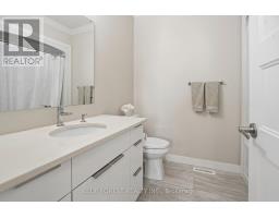 933 SARNIA ROAD - 36