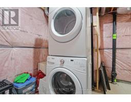 933 SARNIA ROAD - 37