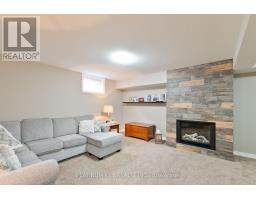 56 CASSIE CRESCENT - 23