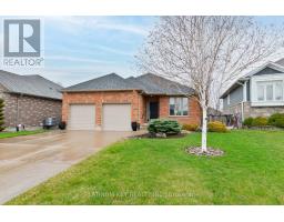 56 CASSIE CRESCENT - 40